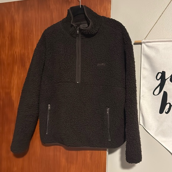 SKIMS Tops - Skims Teddy Pullover sz Small